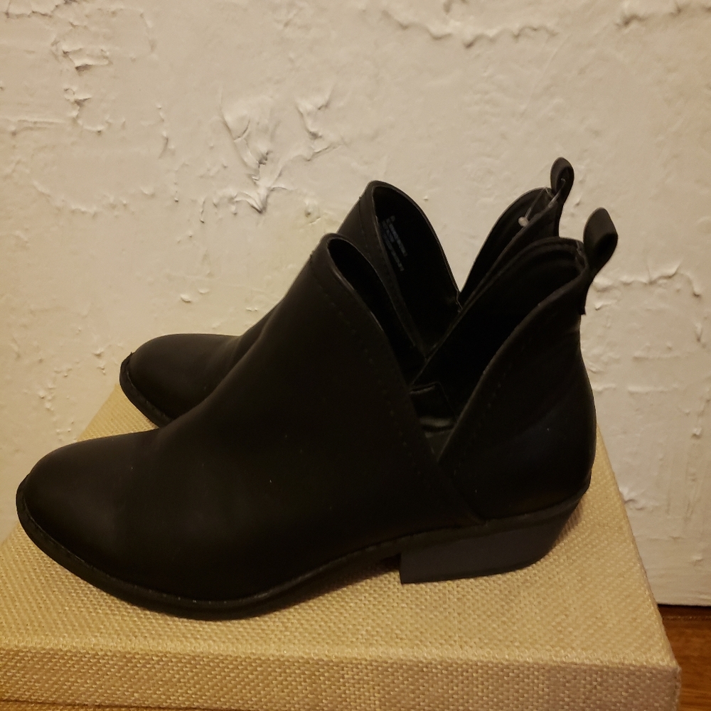 Black Booties